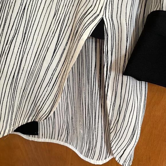 Vince, size small, sheer, off white and black tunic. - Picture 4 of 5